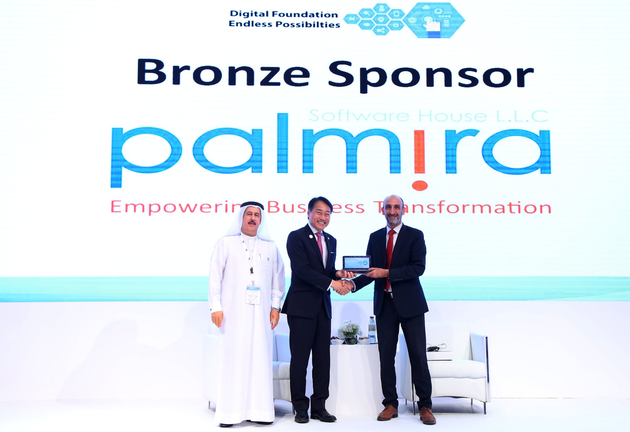 Palmira recognized as ponze award from UAE Internal Auditors AssociationPalmira recognized as ponze award from UAE Internal Auditors Association Mohammed ALSulty